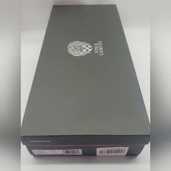 257- Vince Camuto Fimulie Studded Suede Boots Size 9 NWT - Picture 9 of 12